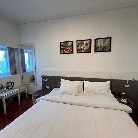 A25 Hotel - 19 Bui Thi Xuan Ho Chi Minh-stad Buitenkant foto